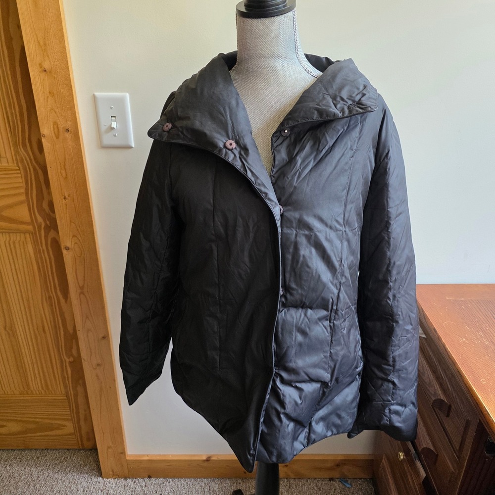 Eileen Fisher Black Reversible Down Puffer Jacket Shawl Collar Med Minimalist
